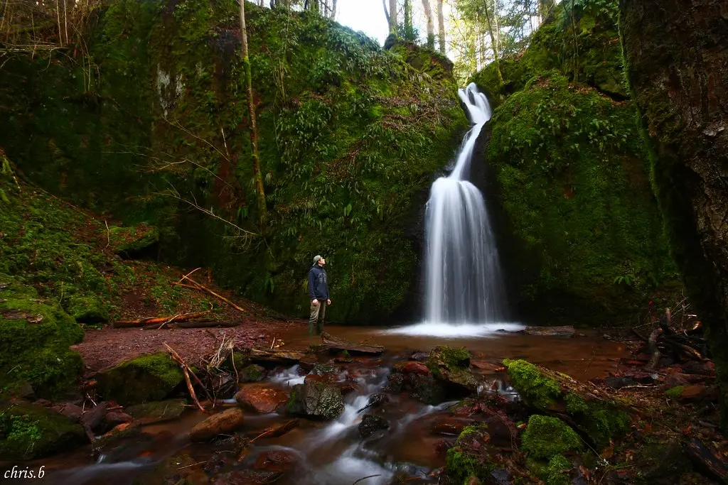 - auto portrait avec la cascade de soultzbarch - Urmatt -