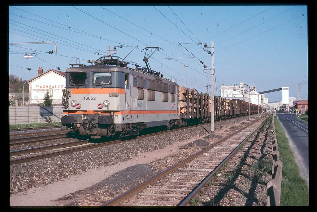 1997-0117 - SNCF - BB16652 @Varangéville