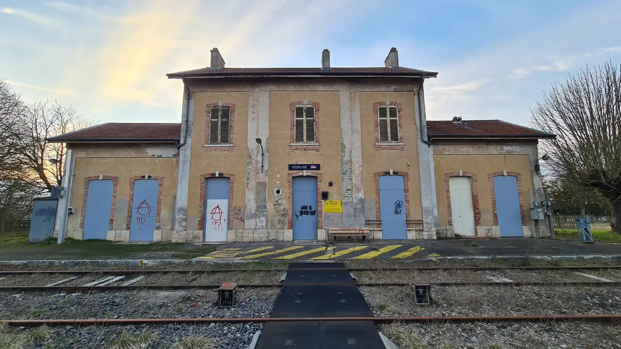 Gare de Vézelise 2021