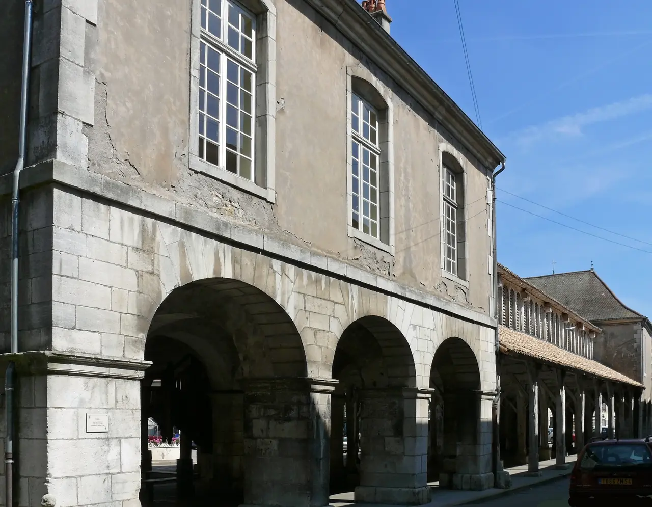 Vézelise - Auditoire et Halle en bois -1
