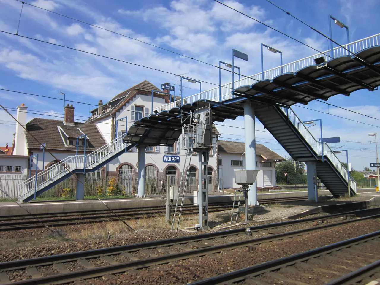File:TER Lorraine L1 Woippy (17).JPG