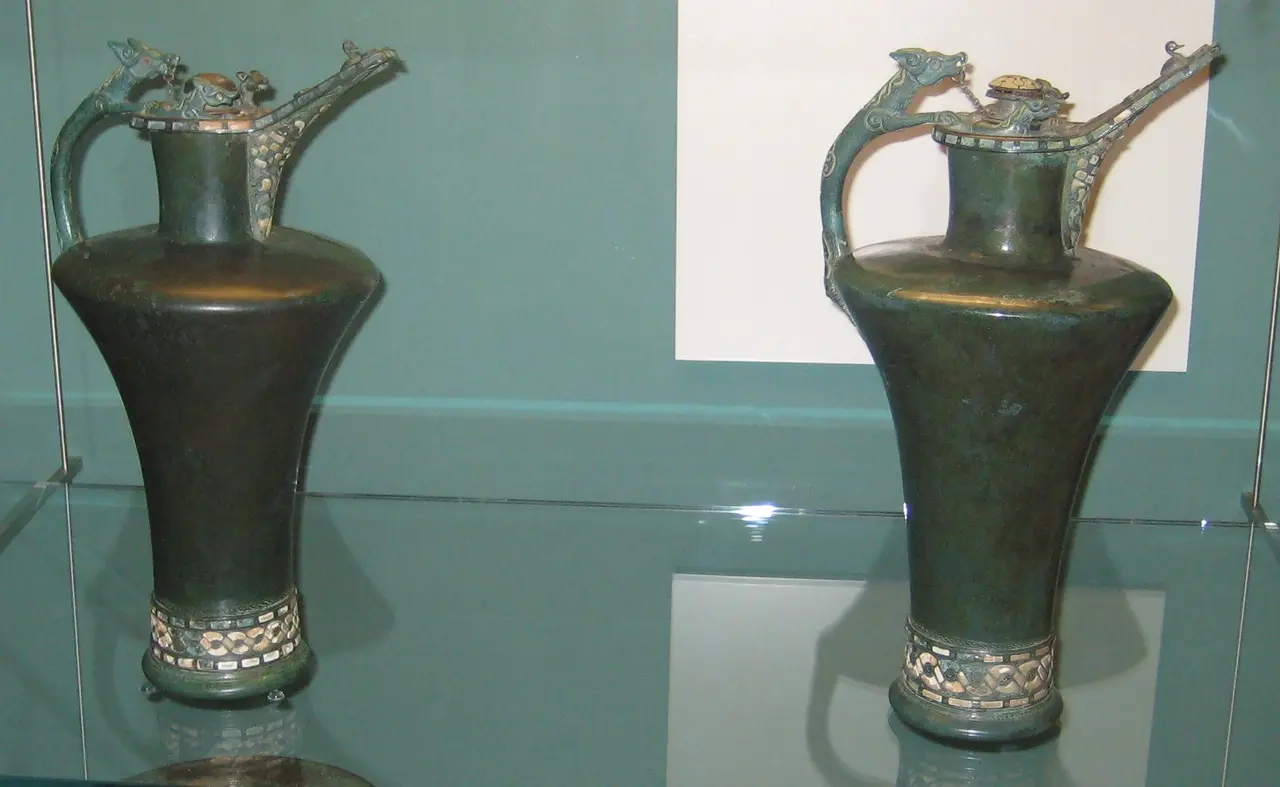 British Museum Basse Yutz flagons