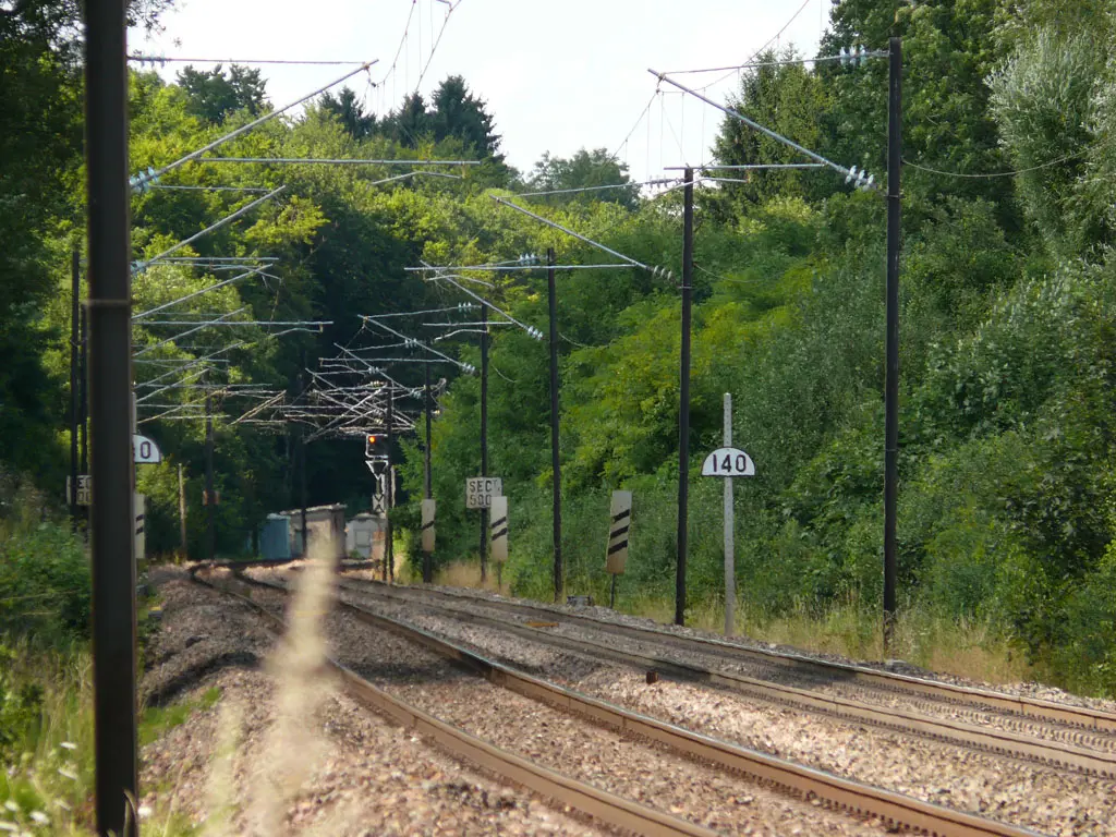 File:Accident Zoufftgen voie.jpg