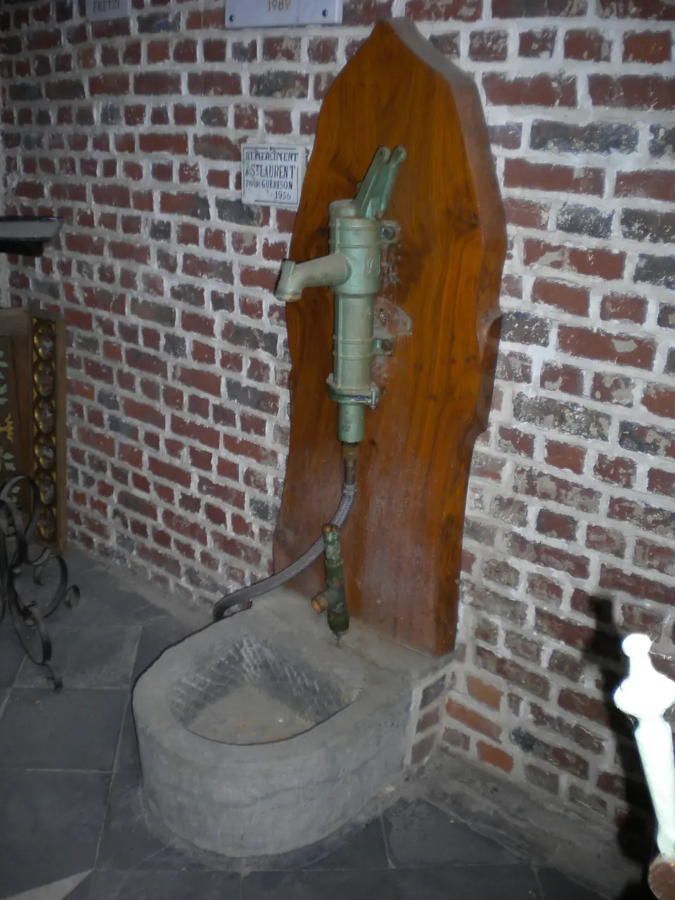 Anstaing chapelle, la source