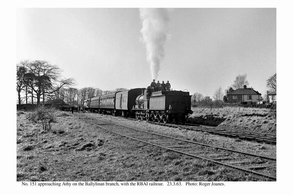Athy. 151 & special from Ballylinan arriving. 23.3.63