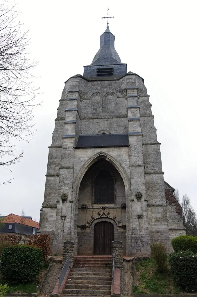 Avesnes-le-Comte (église) 6169