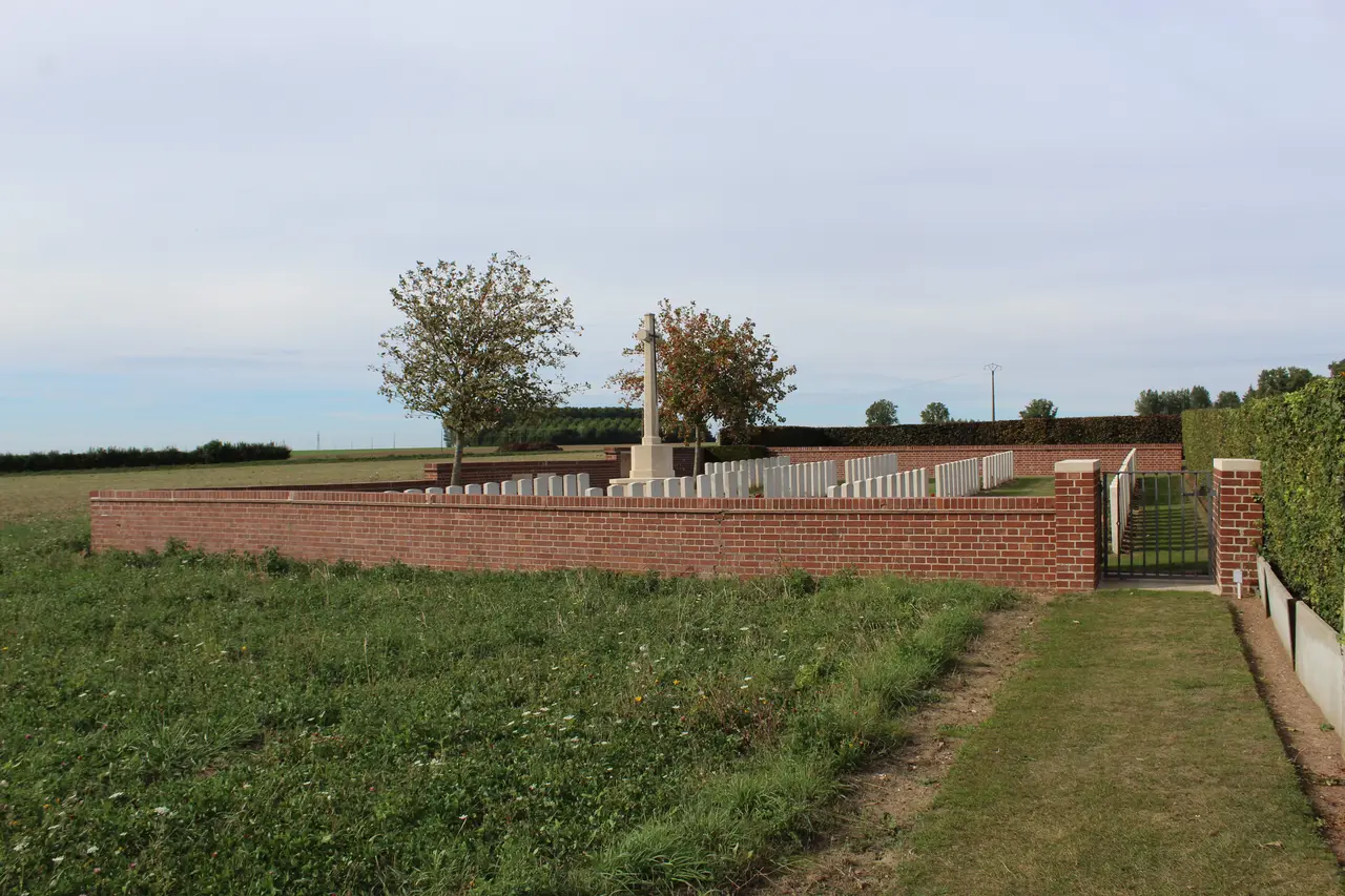 Avesnes-le-Sec Cimetière 1