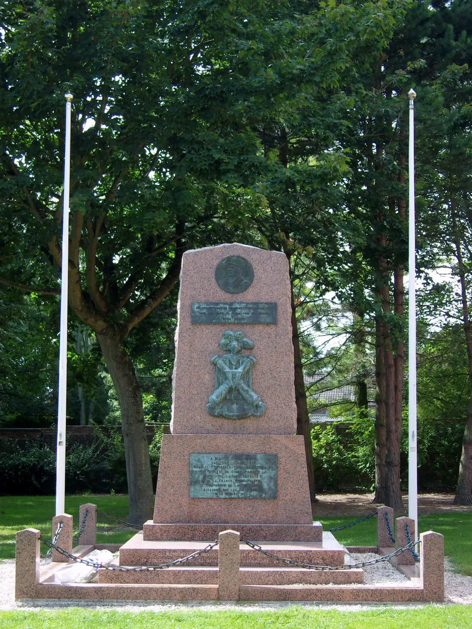 Biache-Saint-Vaast Stéle en hommage au Général Delestraint