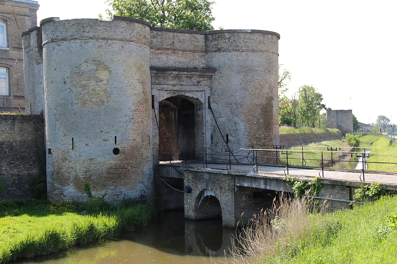 0 Bergues - Porte de Bierne (2)