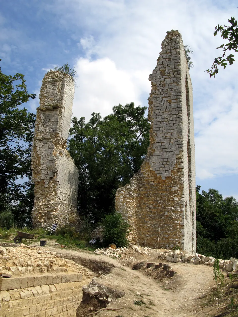 Boves château (fouilles - visite 26 juillet 2008) 1