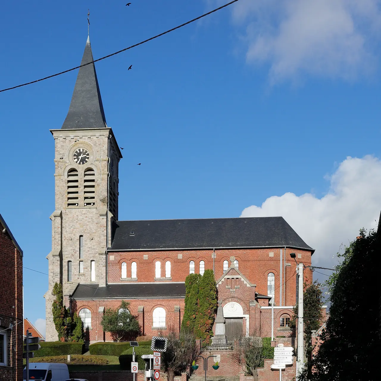 Église Saint-Pierre-et-Saint-Paul de Bugnicourt