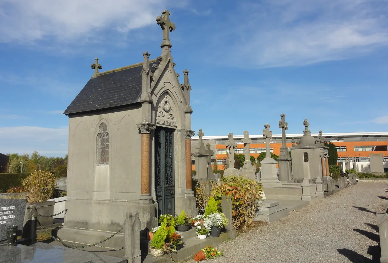 Cappelle-en-Pévèle - Cimetière de Cappelle-en-Pévèle (15)
