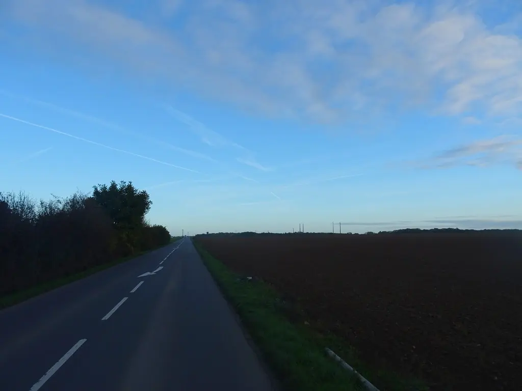 Sur la route entre Rousseloy et Cauffry, Oise