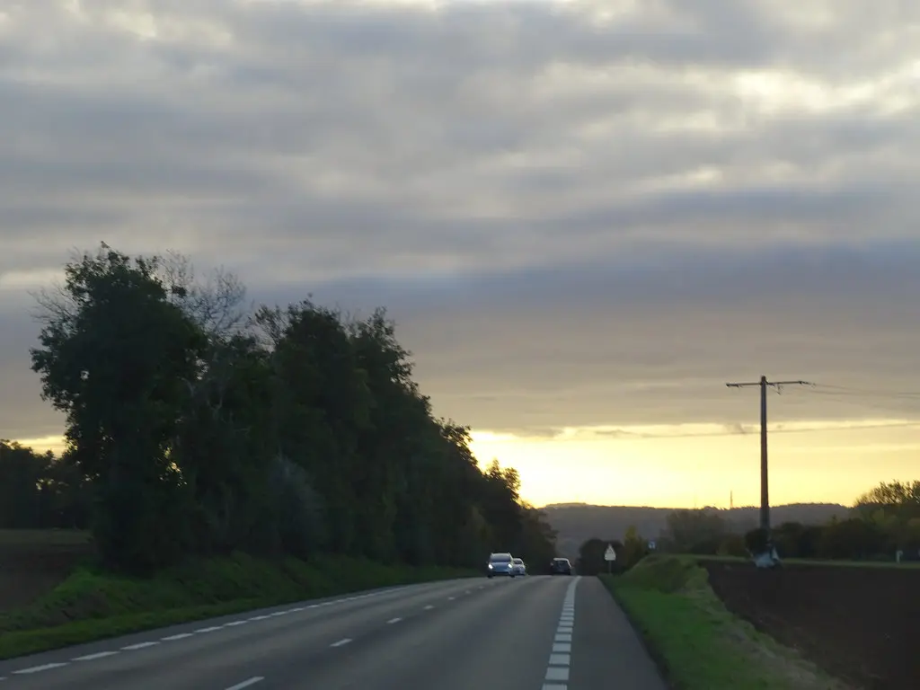 Sur la route entre Rousseloy et Cauffry, Oise