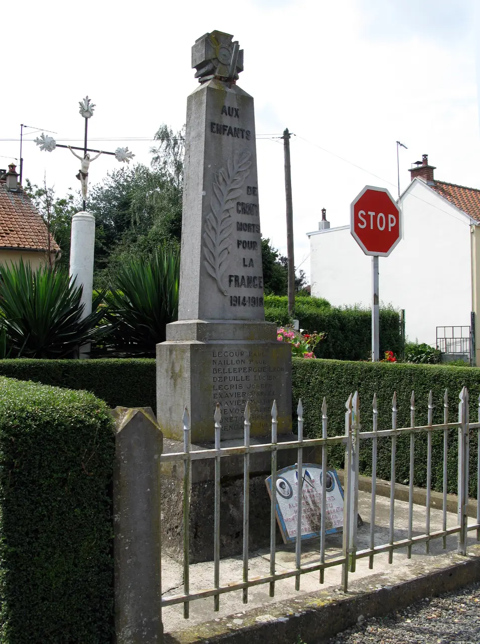 Crouy-Saint-Pierre monument-aux-morts 1