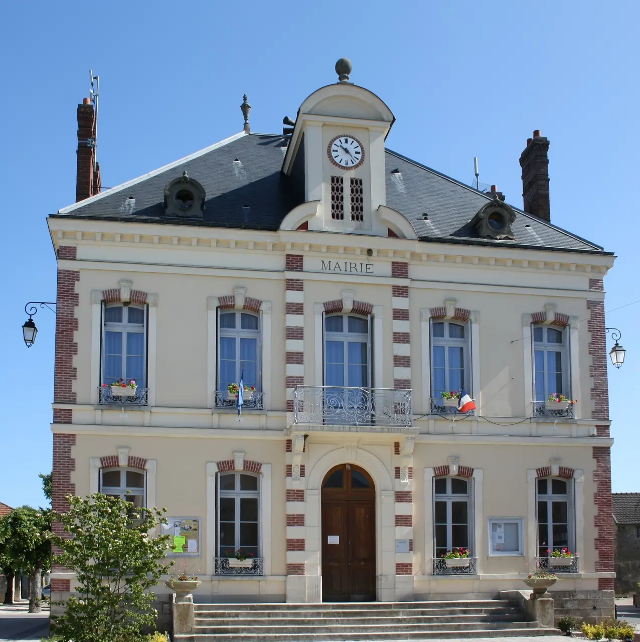 Crouy-sur-Ourcq Mairie 947