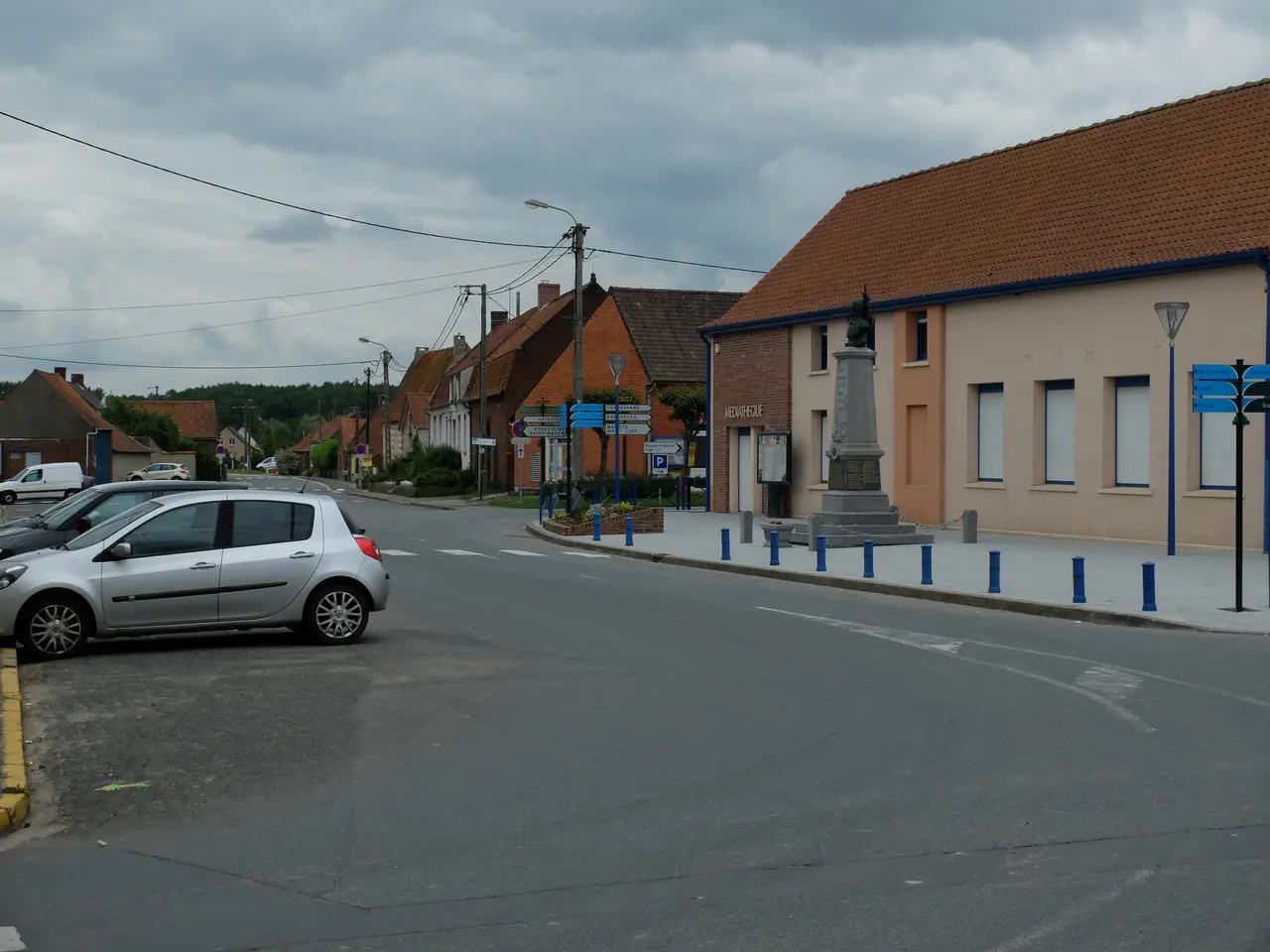 Ecques - Place