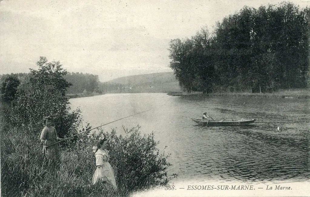 368. Essômes-sur-Marne. La Marne (c.1910)