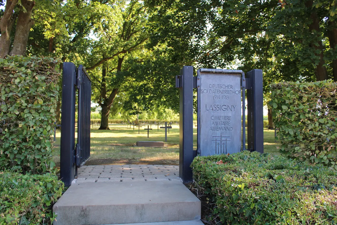 Lassigny Cimetière allemand 1