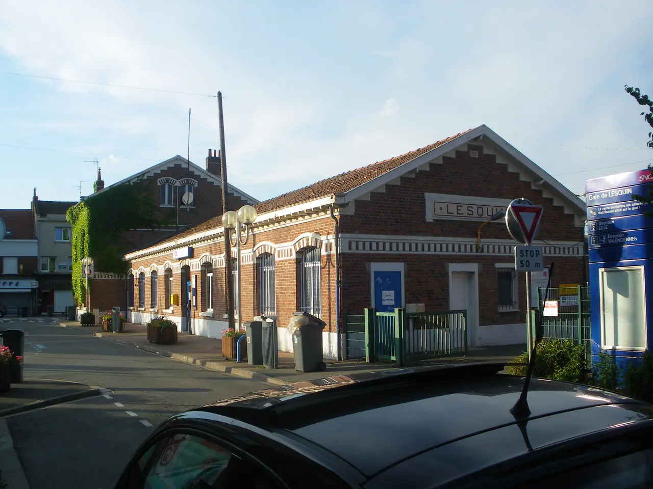 File:Gare de Lesquin - 3.JPG