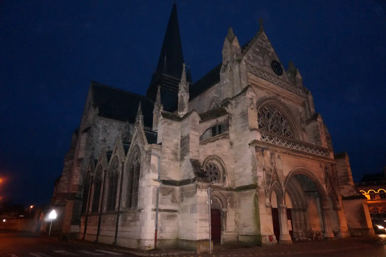 Basilique de Liesse notre dame 08163