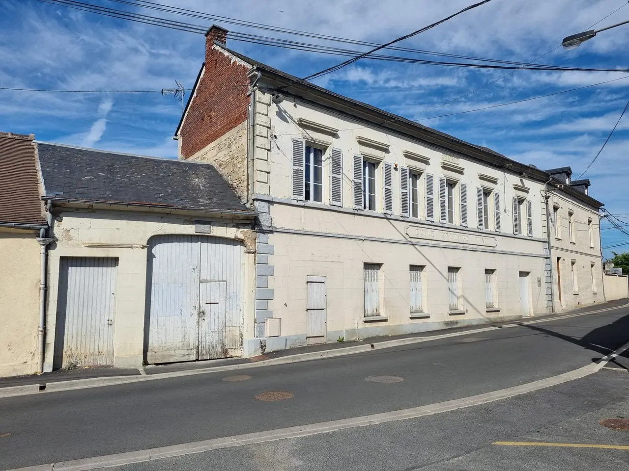 Ancienne mairie-école de Mogneville