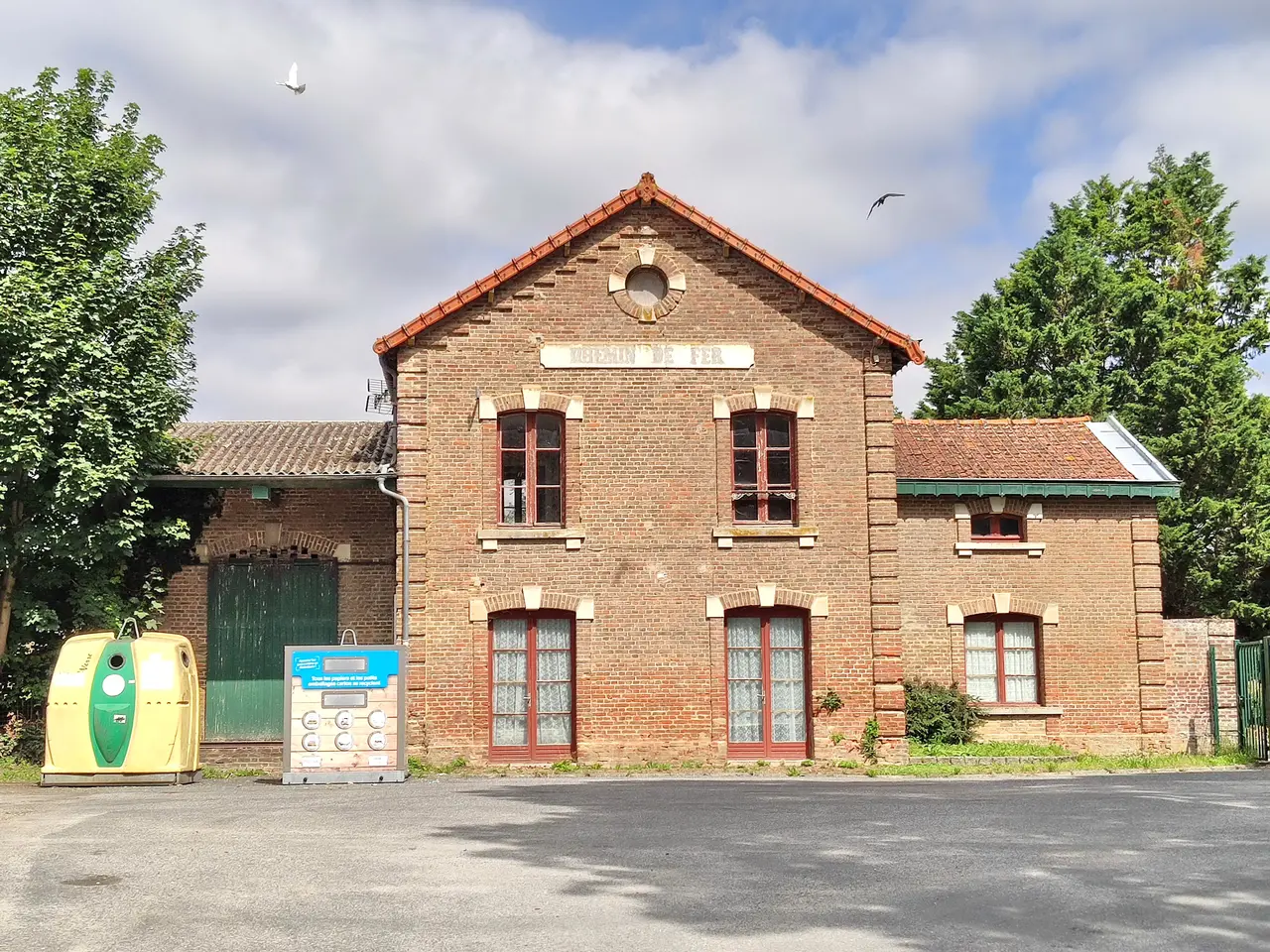 Moliens-Dreuil - La gare -IMG 20200718 112843