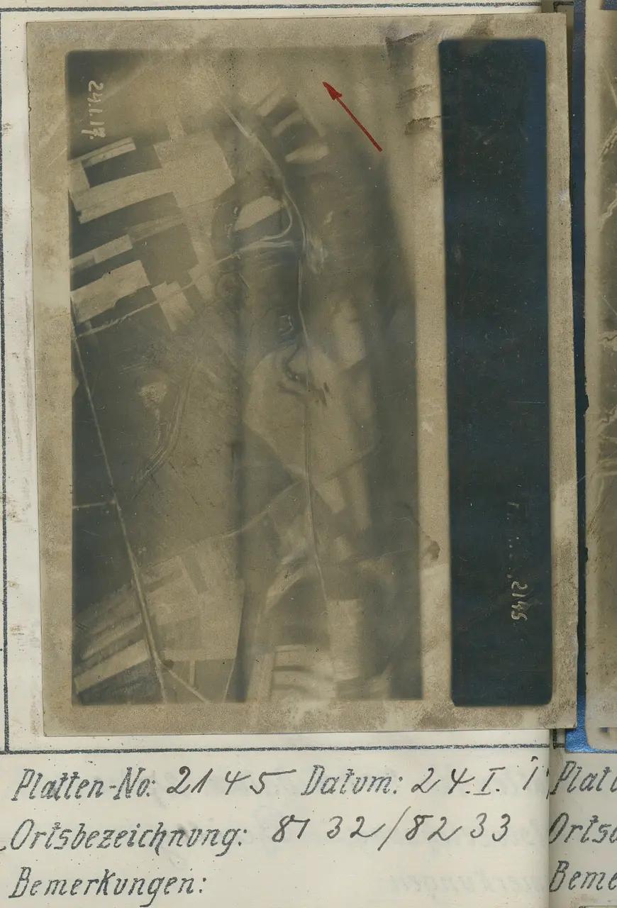 Foto des Geländes zwischen Machemont und Montmacq (Luftbild) - LABW - Generallandesarchiv Karlsruhe 456 F 94 Nr. 277 Foto 61