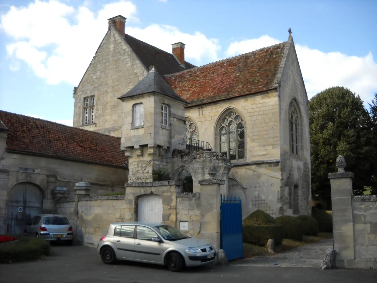 Neuilly-sous-Clermont - Commanderie - 1