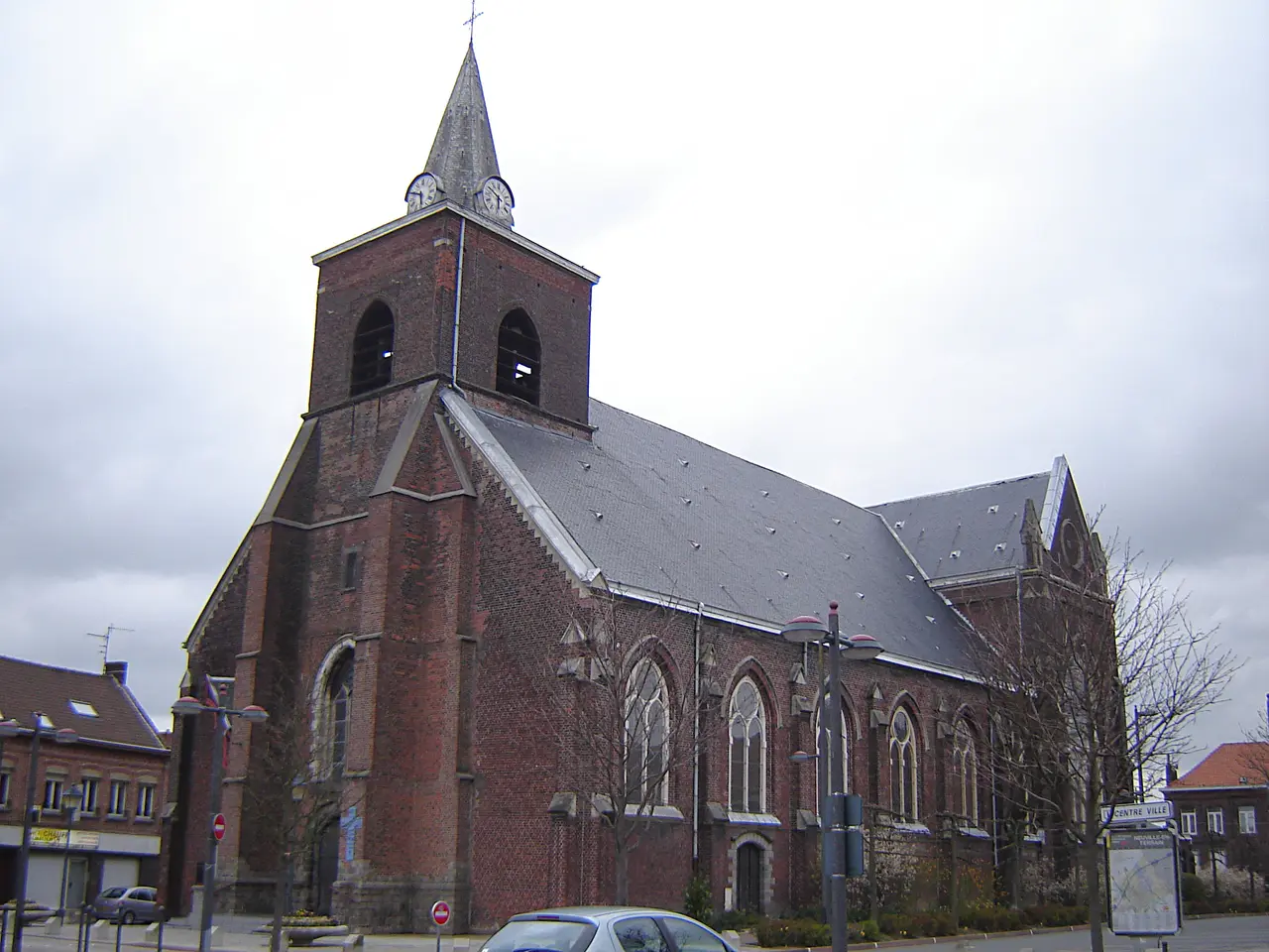 Neuville-en-Ferrain - Eglise Saint-Quirin 2