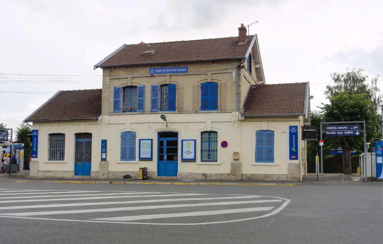 Gare de Nointel - Mours 01