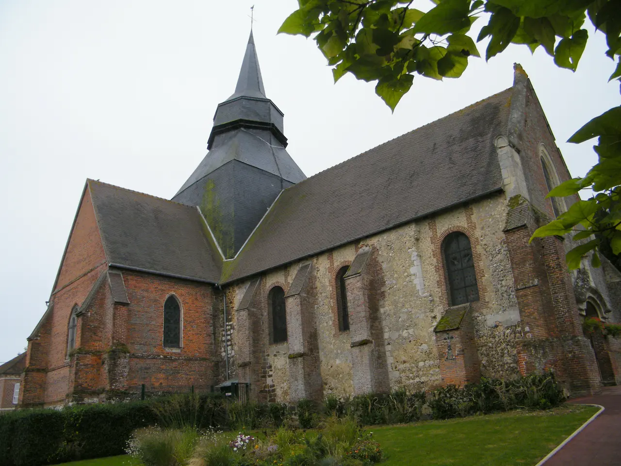 Ons-en-Bray, Oise, Fr, église (3)