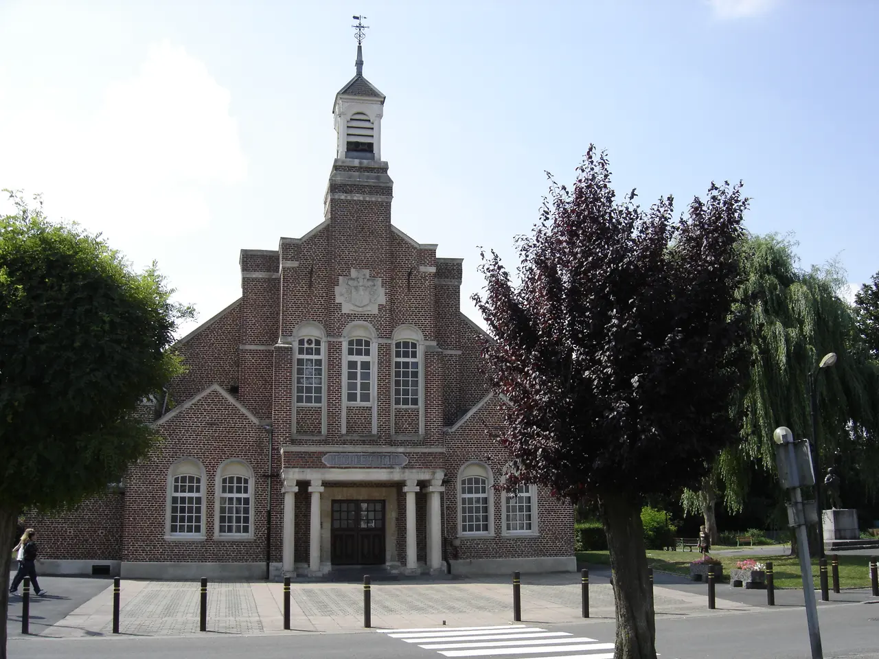 Poix du nord Keighley Hall2