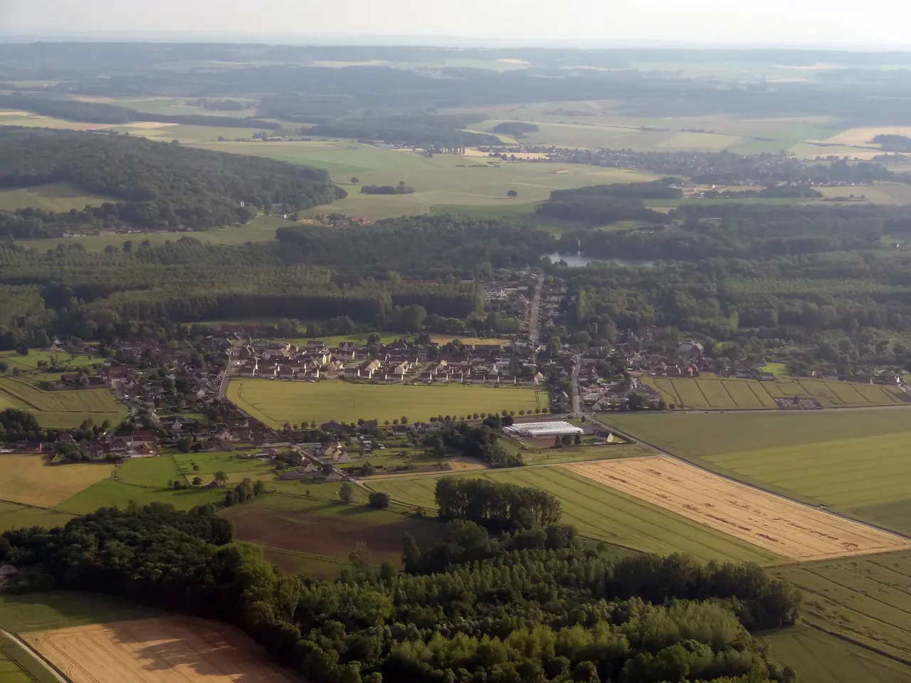 Vue aérienne de Rochy-Condé 01