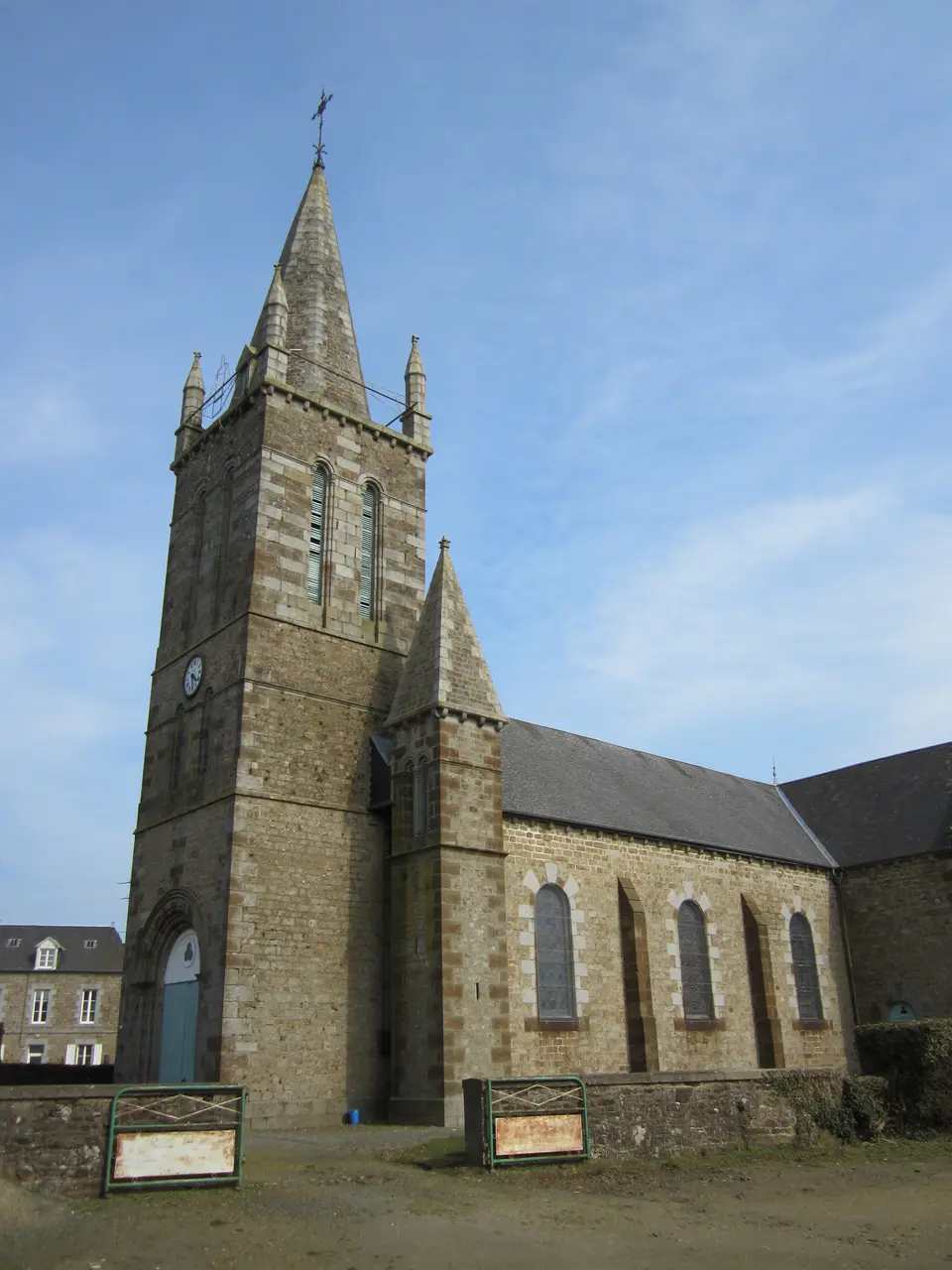 Église Saint-Léonard de Reffuveille (2)
