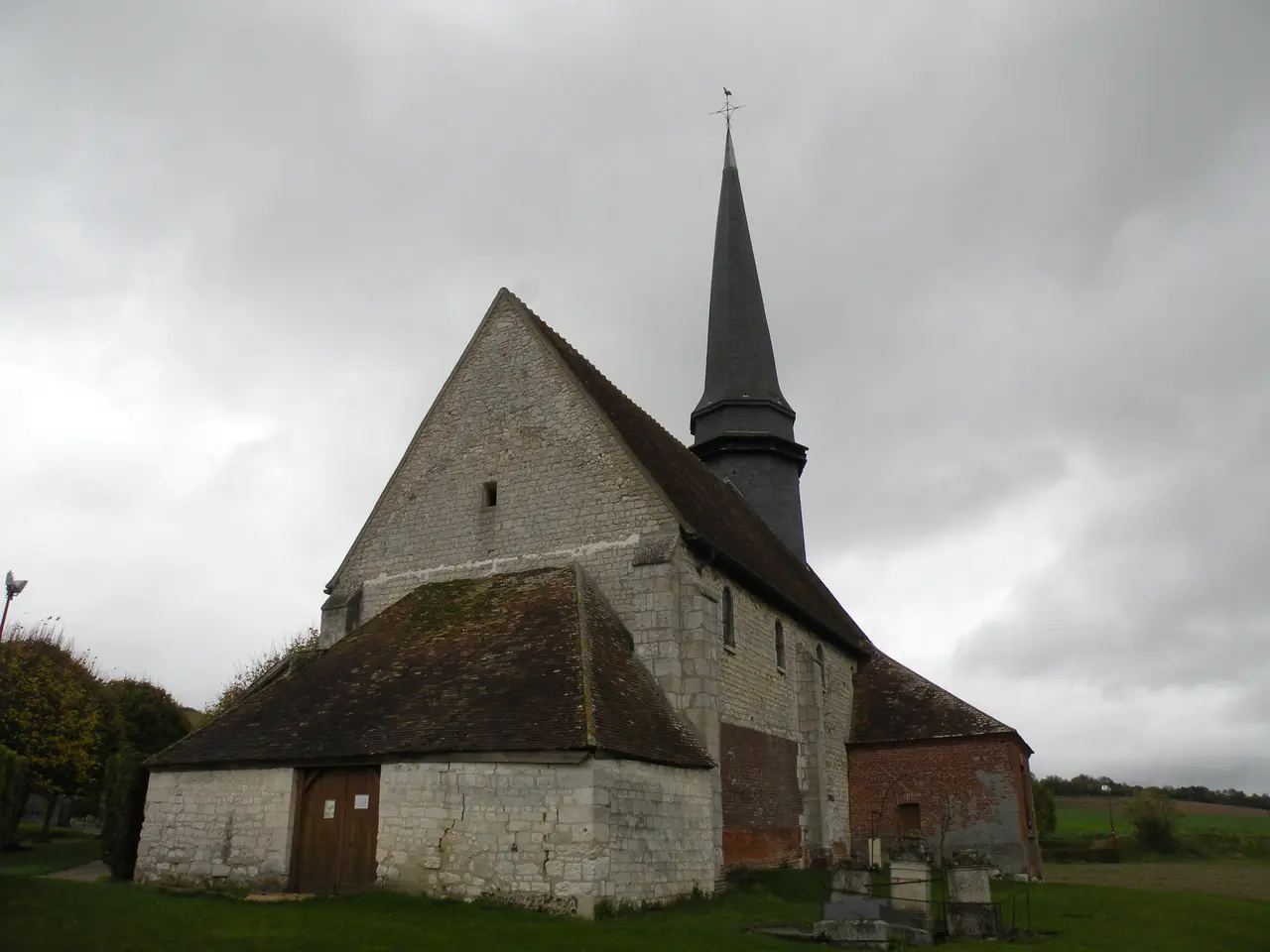 File:Église de Saint-Martin-le-Nœud à aux-marais 7.JPG