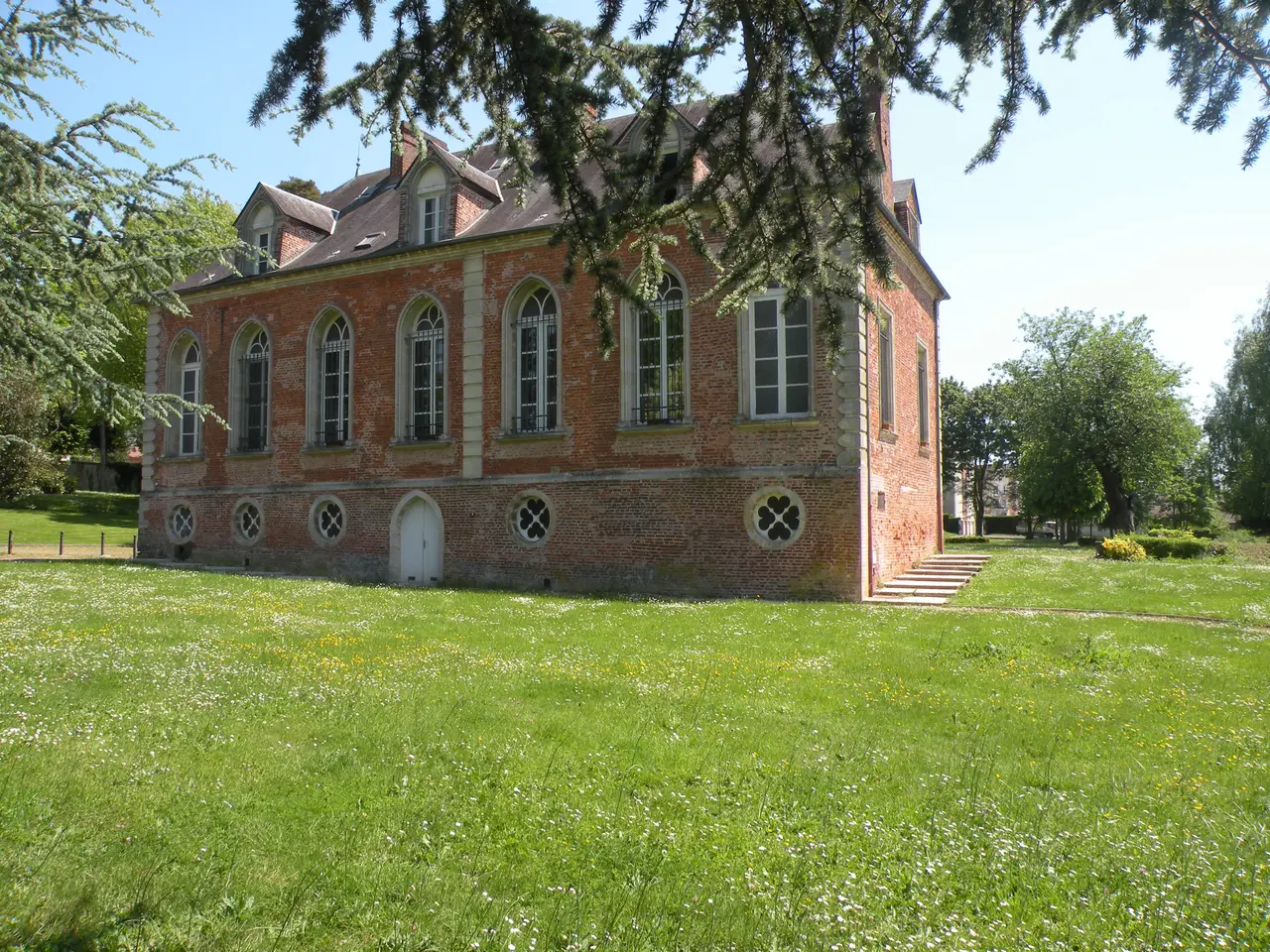 Sérifontaine ancien chateau 2