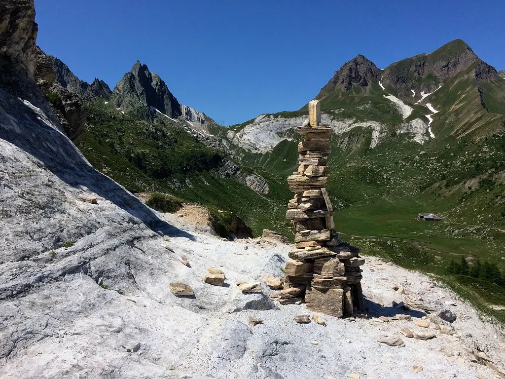 Rock balancing al Passo Venett