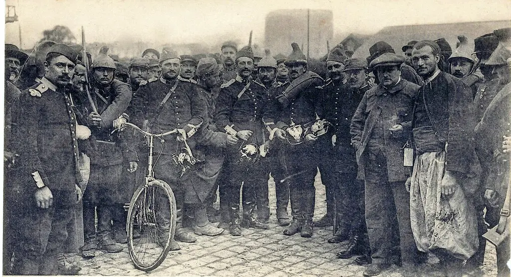 Anonyme 14 - Bataille de la Marne , Vic-sur-Aisne (France),9eme Dragon d'Epernay et 13eme RAC de Vincennes du Corps de Cavalerie Sordet, 9-10 Septembre 1914.