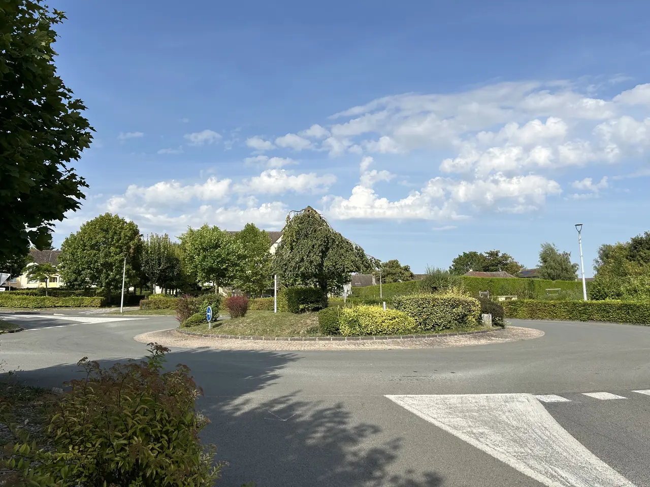 Villeneuve-sur-Aisne - rond-point Mortimer