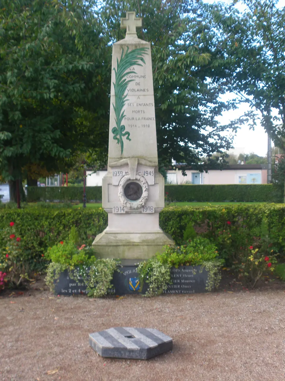 Monument aux morts de Violaines
