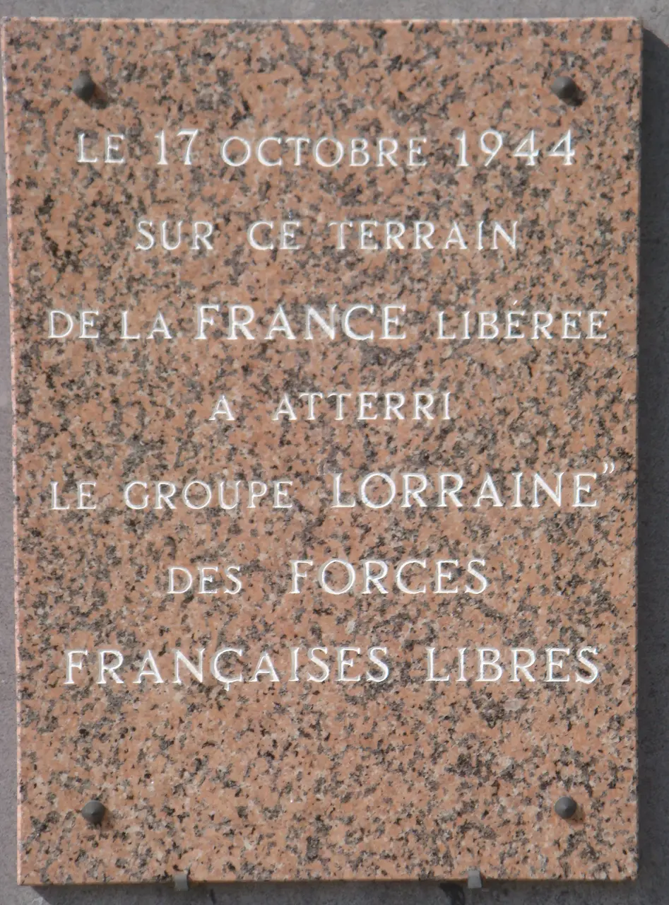 Vitry en Artois (62) stèle Groupe Lorraine