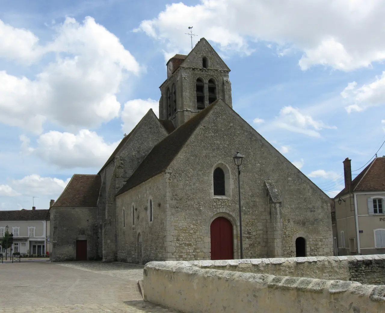 Beaumont du Gâtinais église