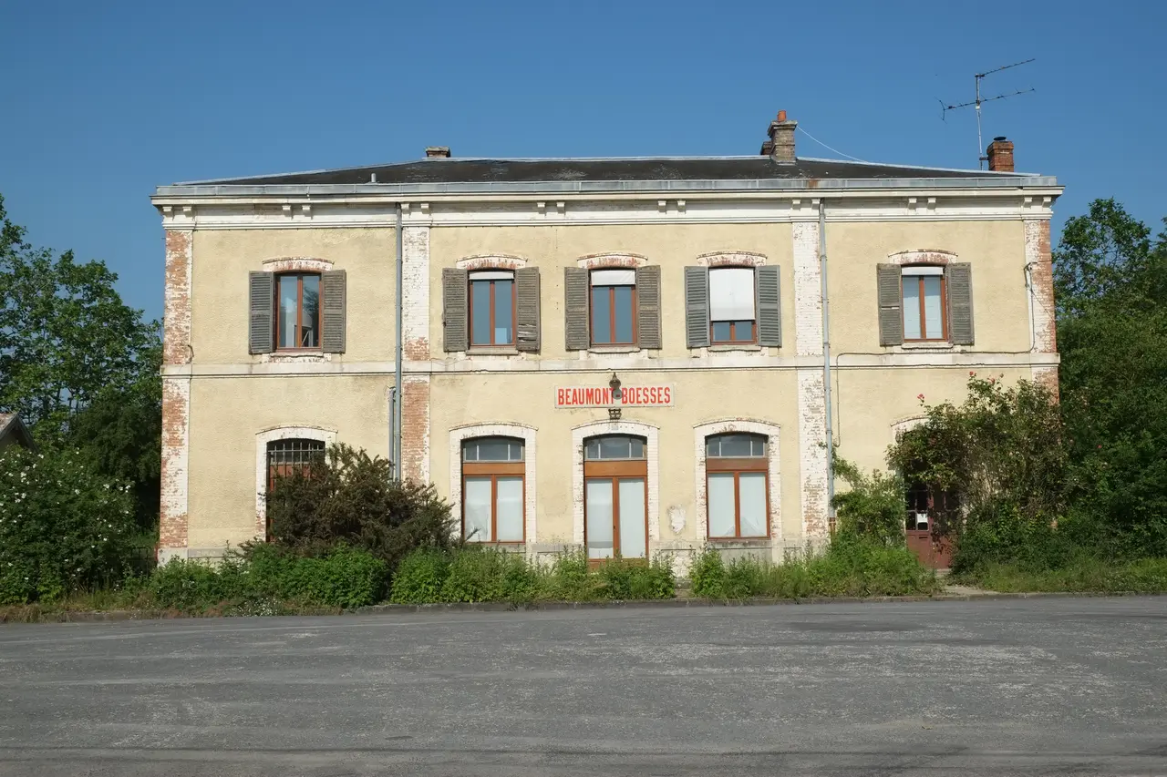 Beaumont-du-Gâtinais Gare de Beaumont - Boësses 3791