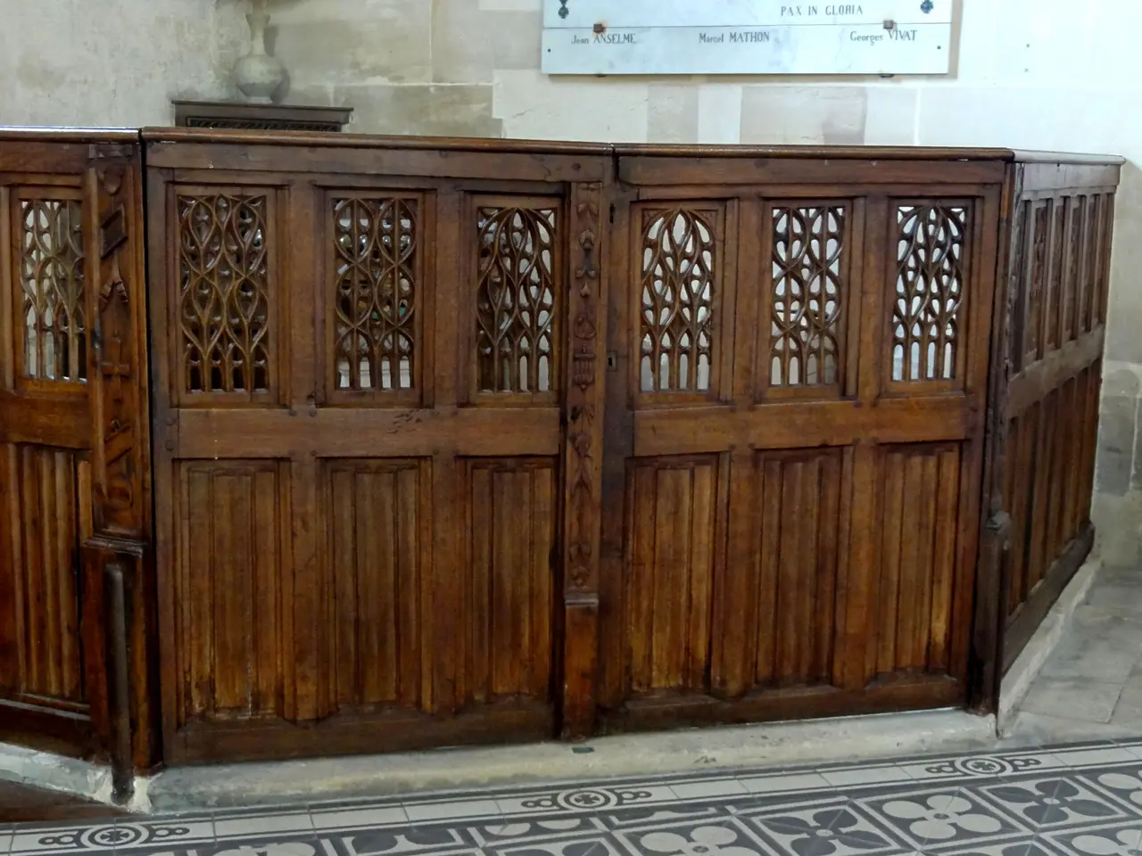 Bessancourt (95), église Saint-Gervais et Saint-Protais, clôture des fonts baptismaux