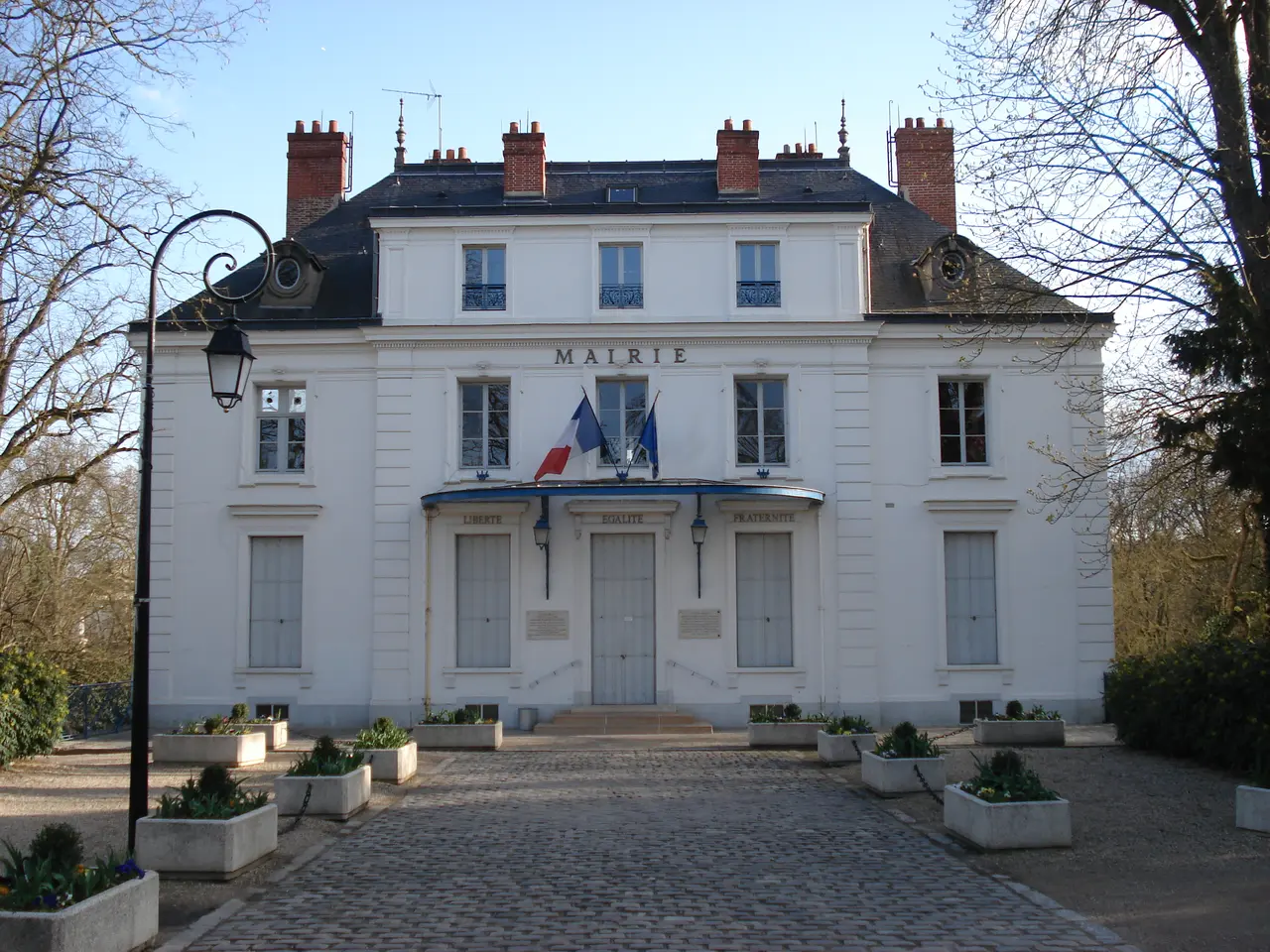 Maire de Boussy-Saint-Antoine - façade