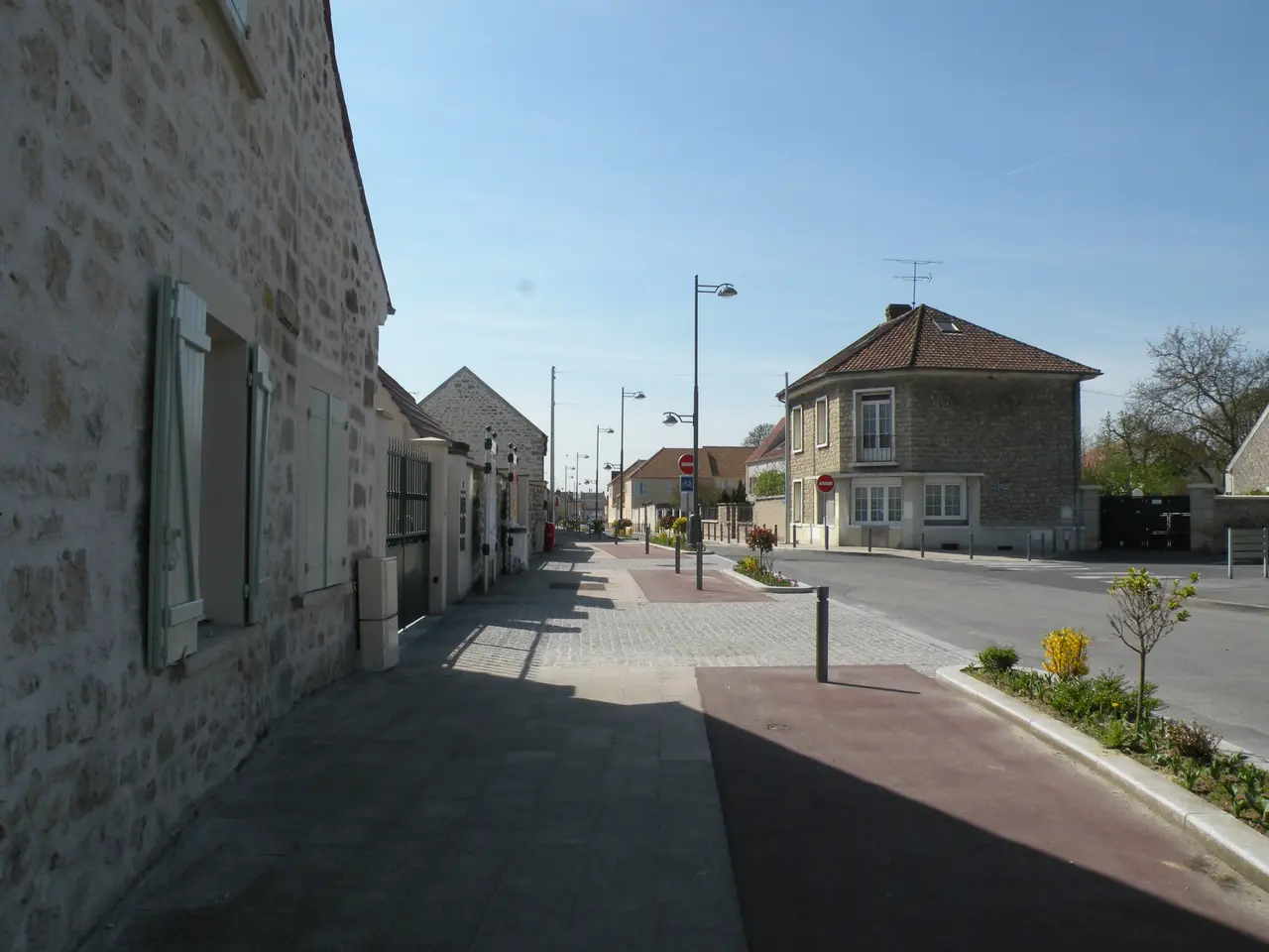 Rue Bruyères-sur-Oise