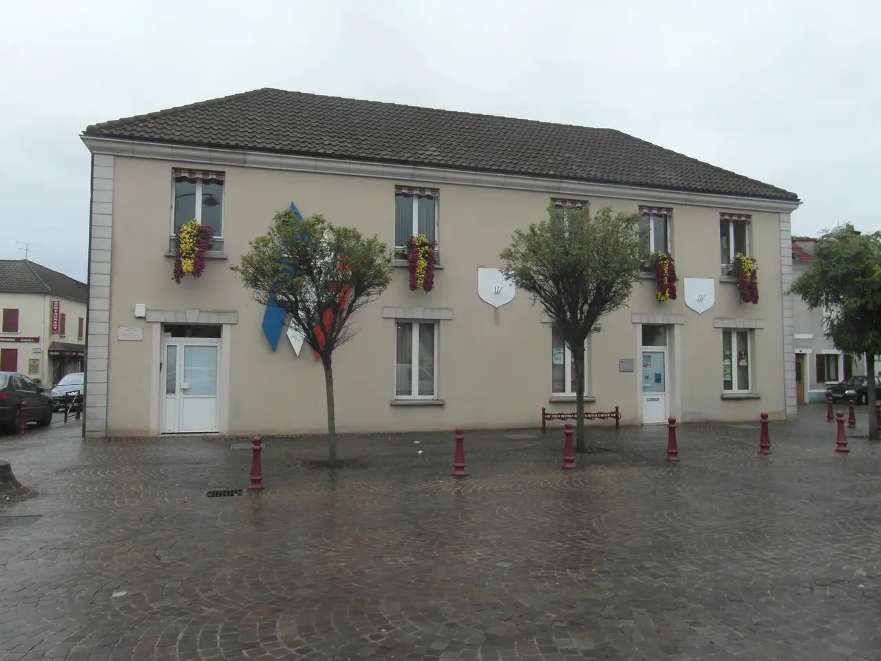 Mairie de Chevry-Cossigny (Seine-et-Marne)