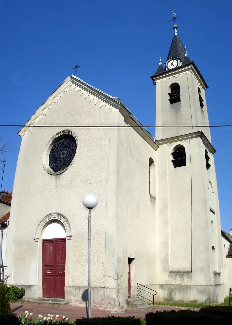 Coubron - Facade de l eglise