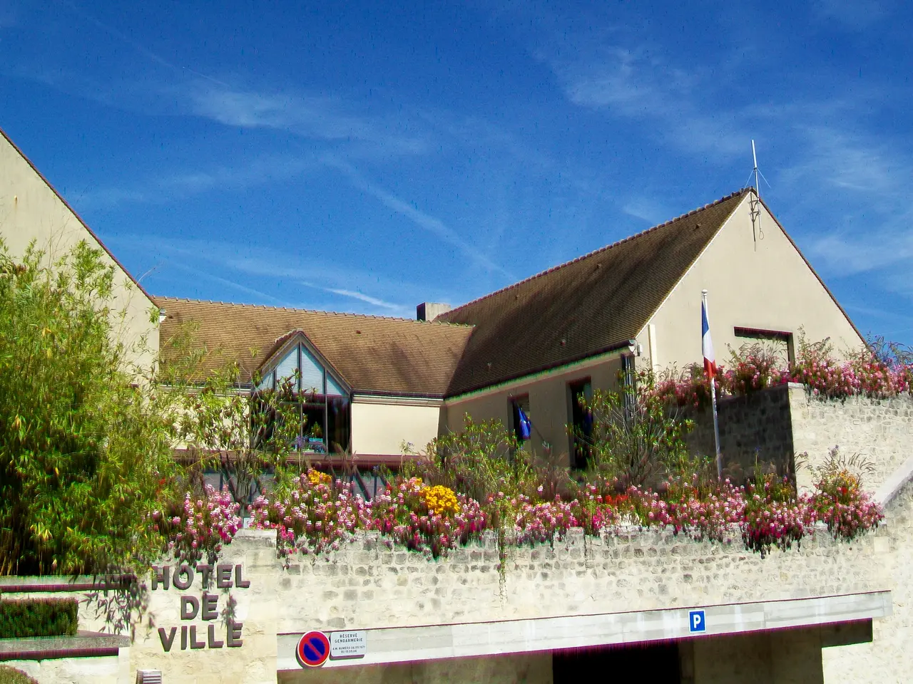 Courdimanche (95), vieux village, mairie, rue Vieille Saint-Martin